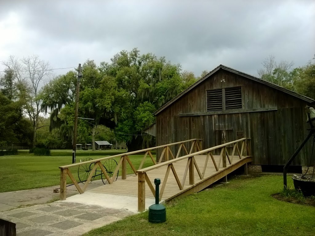 Mule Barn Destrehan Plantation