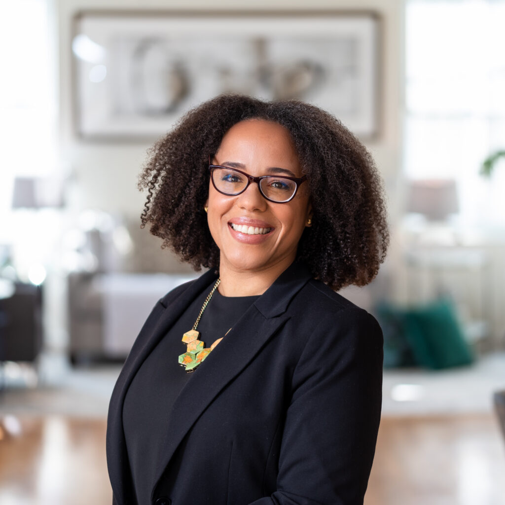 Copy of EvaReid_Headshot2